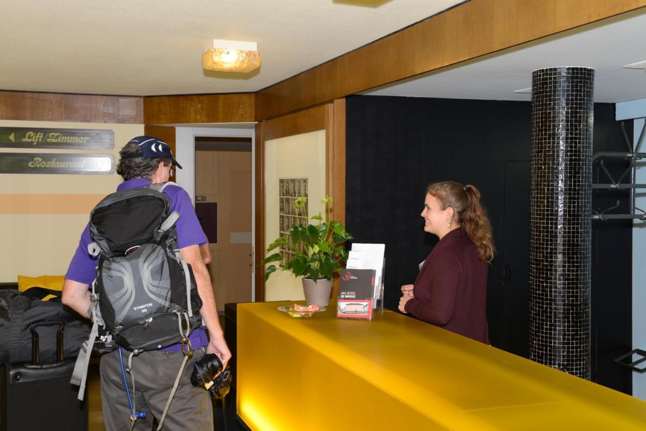 Hotel Rotes Haus ブルック エクステリア 写真